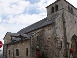 Photo paysage et monuments, Neuvic - église St Etienne