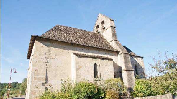 Photo Saint-Bonnet-Avalouze - église Saint Bonnet