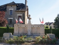 Photo paysage et monuments, Saint-Privat - le monument aux morts
