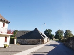 Photo paysage et monuments, Servières-le-Château - la commune