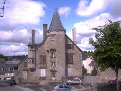 Photo paysage et monuments, Ussel - Maison ducale des Ventadour