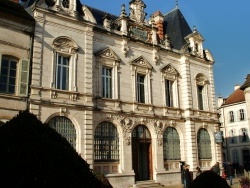 Photo paysage et monuments, Beaune - Beaune-21-Caisse d'épargne.