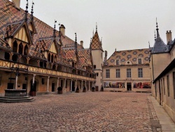 Photo paysage et monuments, Beaune - Beaune.21.L'Hôtel-Dieu.