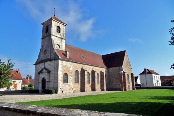 Photo Champdôtre - Eglise de Champdôtre.21