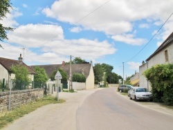 Photo paysage et monuments, Chevigny-en-Valière - le village