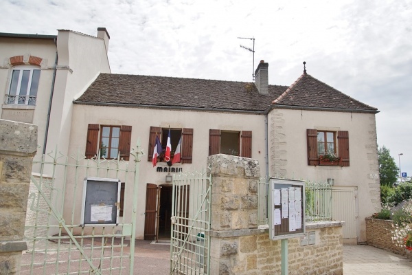 Photo Montagny-lès-Beaune - la mairie