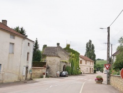 Photo paysage et monuments, La Rochepot - Le Village