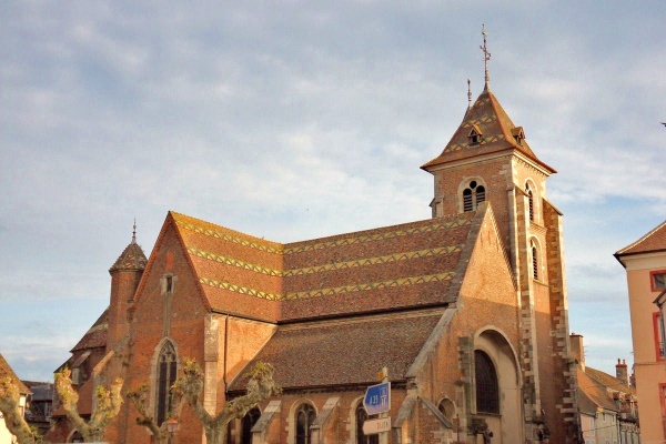 Photo Saint-Jean-de-Losne - Eglise de Saint-Jean.21.