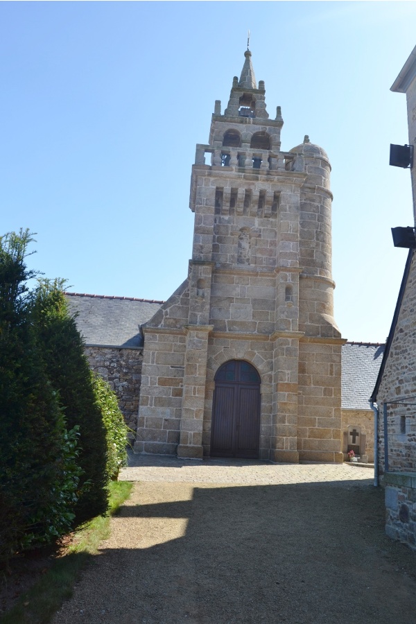 Photo Coatréven - église Saint Pierre