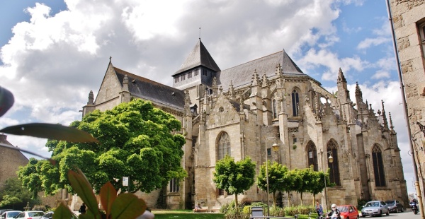 Photo Dinan - L'église