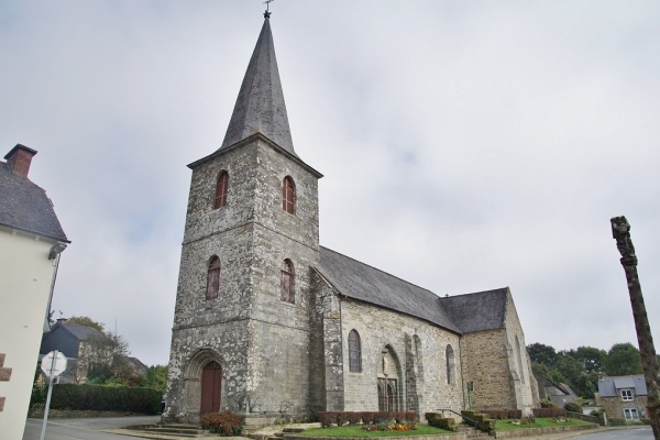 Photo La Ferrière - église Notre Dame