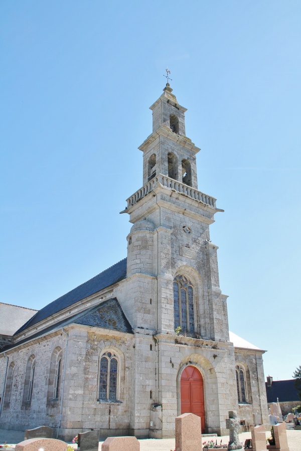 Photo Langoat - église Sainte Pompée