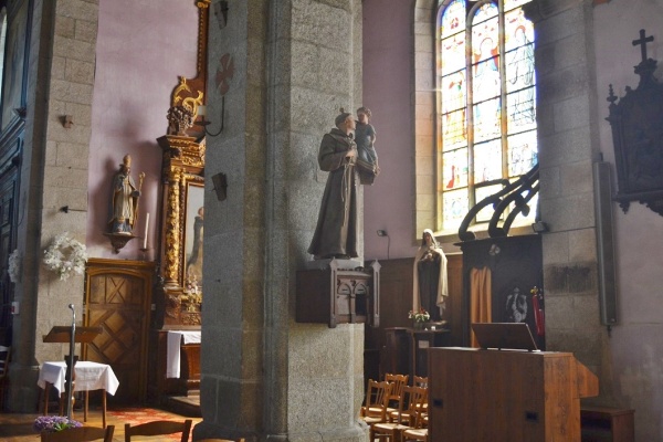 Photo Langoat - église Sainte Pompée