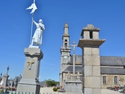 Photo paysage et monuments, Langoat - le monument aux morts