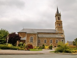 Photo paysage et monuments, Languenan - L'église