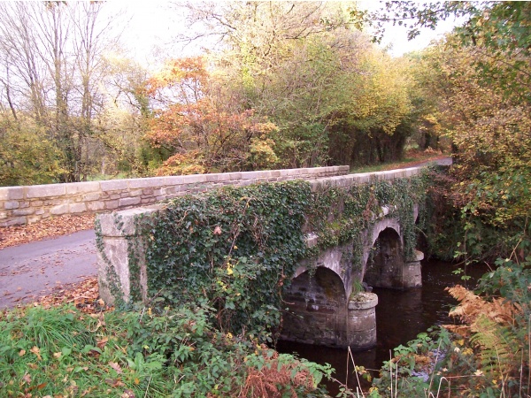 Photo Loc-Envel - Loc-envel - le pont du moulin bastien