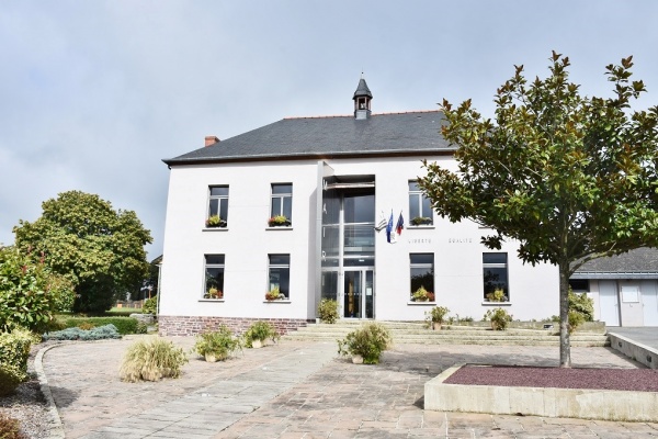 Photo Loscouët-sur-Meu - la mairie