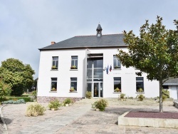 Photo paysage et monuments, Loscouët-sur-Meu - la mairie