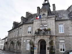 Photo paysage et monuments, Loudéac - la Mairie