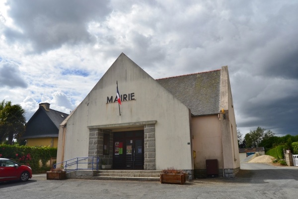 Photo Plufur - la mairie