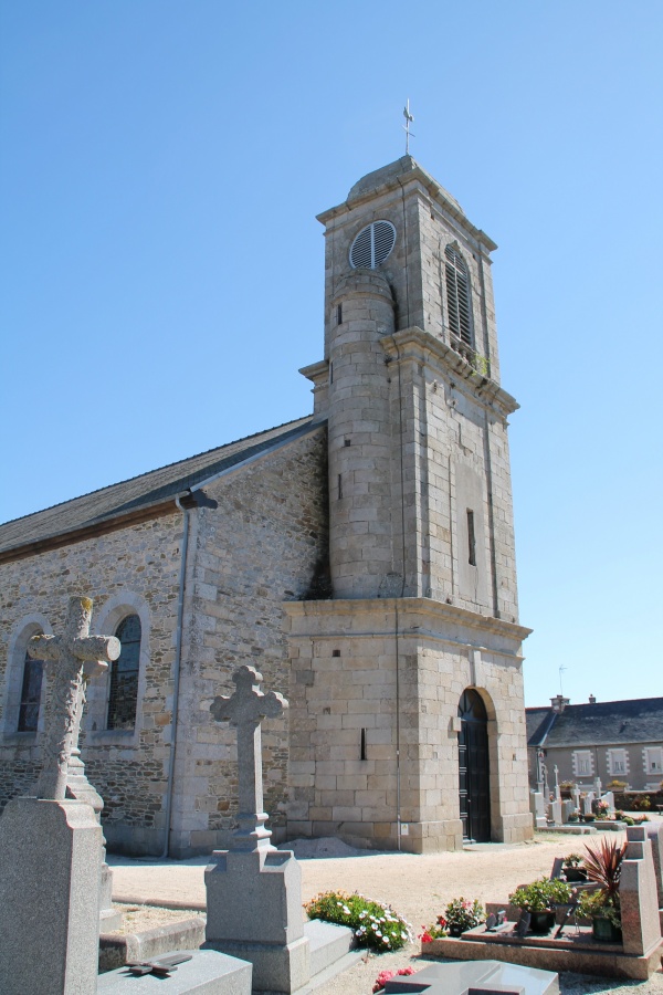 Photo Pommerit-Jaudy - église St Pierre
