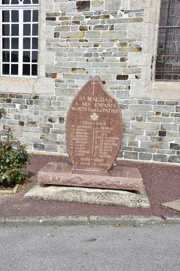 Photo Saint-Maudan - le monument aux morts