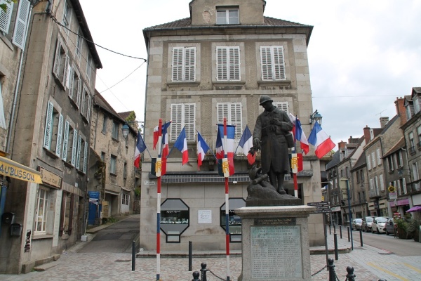 Photo Aubusson - le monument aux morts