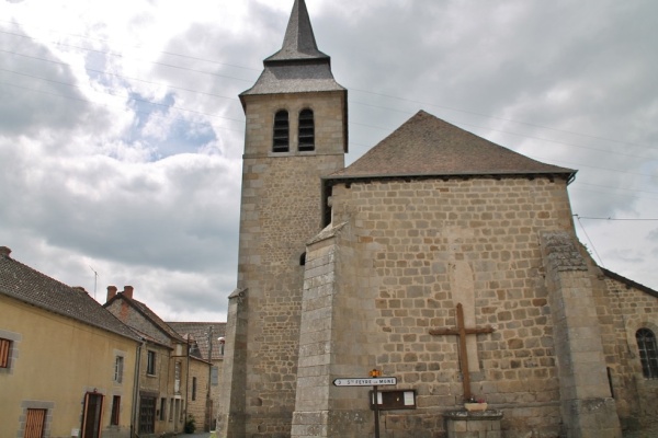 Photo Néoux - église Saint Martial