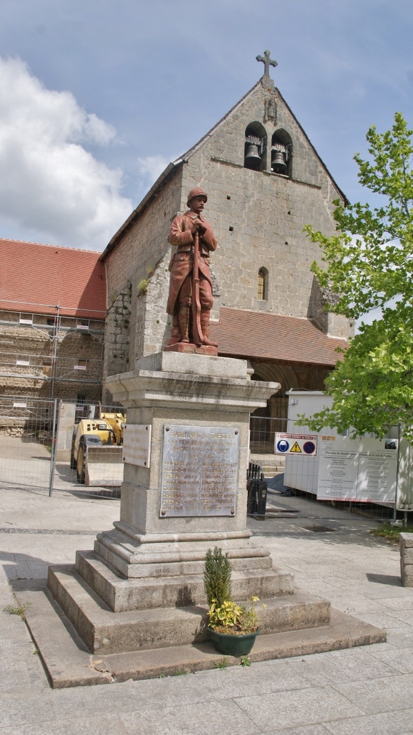 Photo Saint-Avit-de-Tardes - le monument aux morts