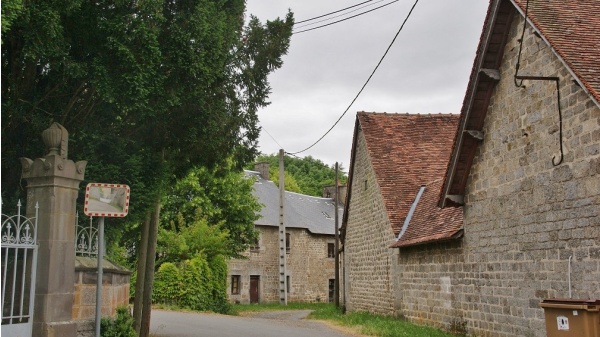 Photo Saint-Maurice-près-Crocq - le village