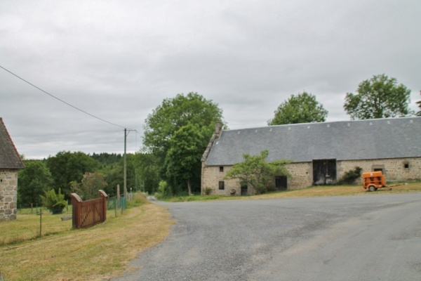 Photo Saint-Maurice-près-Crocq - le village