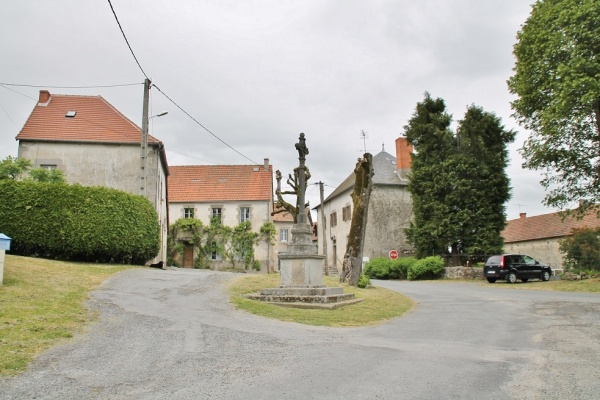 Photo Saint-Maurice-près-Crocq - le village