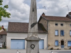 Photo paysage et monuments, La Villetelle - le monument aux morts