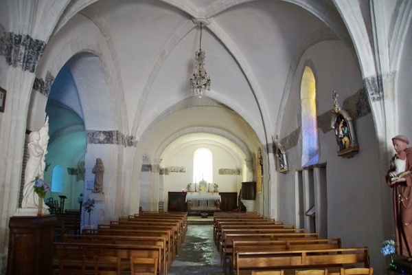 Photo Abjat-sur-Bandiat - église Saint André