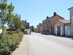 Photo paysage et monuments, Augignac - le Village