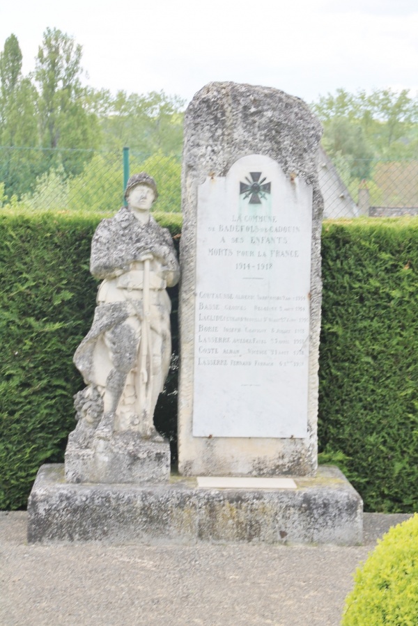 Photo Badefols-sur-Dordogne - Monuments Aux Morts