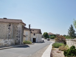 Photo paysage et monuments, Bertric-Burée - le village