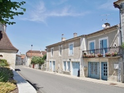 Photo paysage et monuments, Bertric-Burée - le village