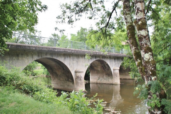 Photo La Boissière-d'Ans - le pont
