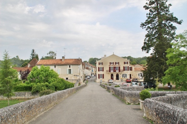 Photo Bourdeilles - la ville