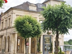 Photo paysage et monuments, Le Bugue - la mairie