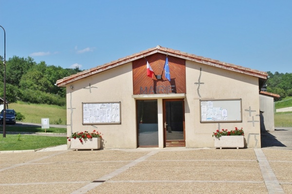 Photo Bussac - la Mairie