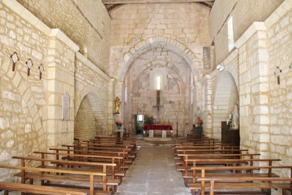 Photo Bussac - église Saint Pierre Saint Paul