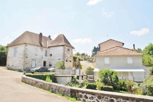 Photo Bussière-Badil - le village