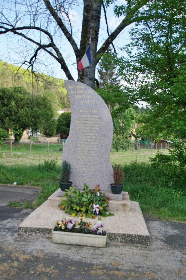 Photo Campagne - le monument aux morts