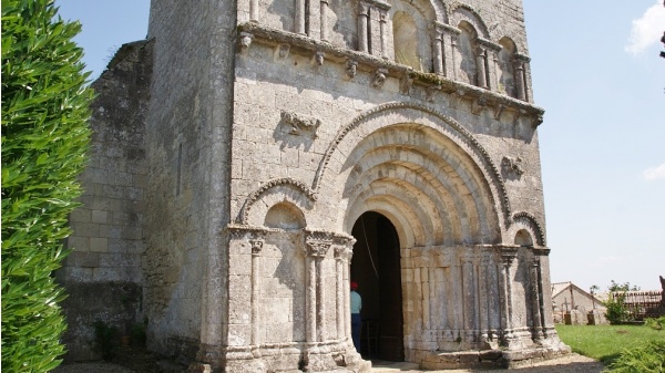 Photo Carsac-de-Gurson - L'église