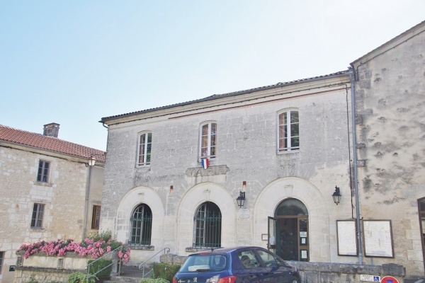 Photo Champagnac-de-Belair - la Mairie