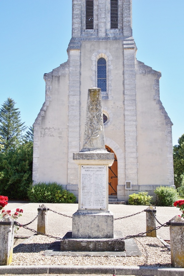 Photo Champs-Romain - le monument aux morts