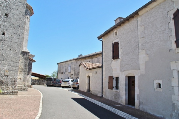 Photo La Chapelle-Montabourlet - le village