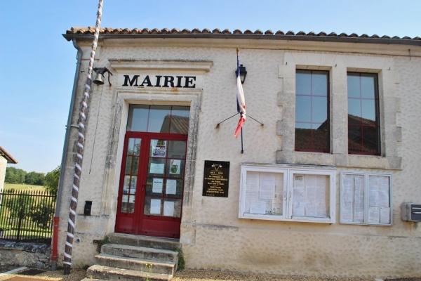 Photo La Chapelle-Montmoreau - la Mairie